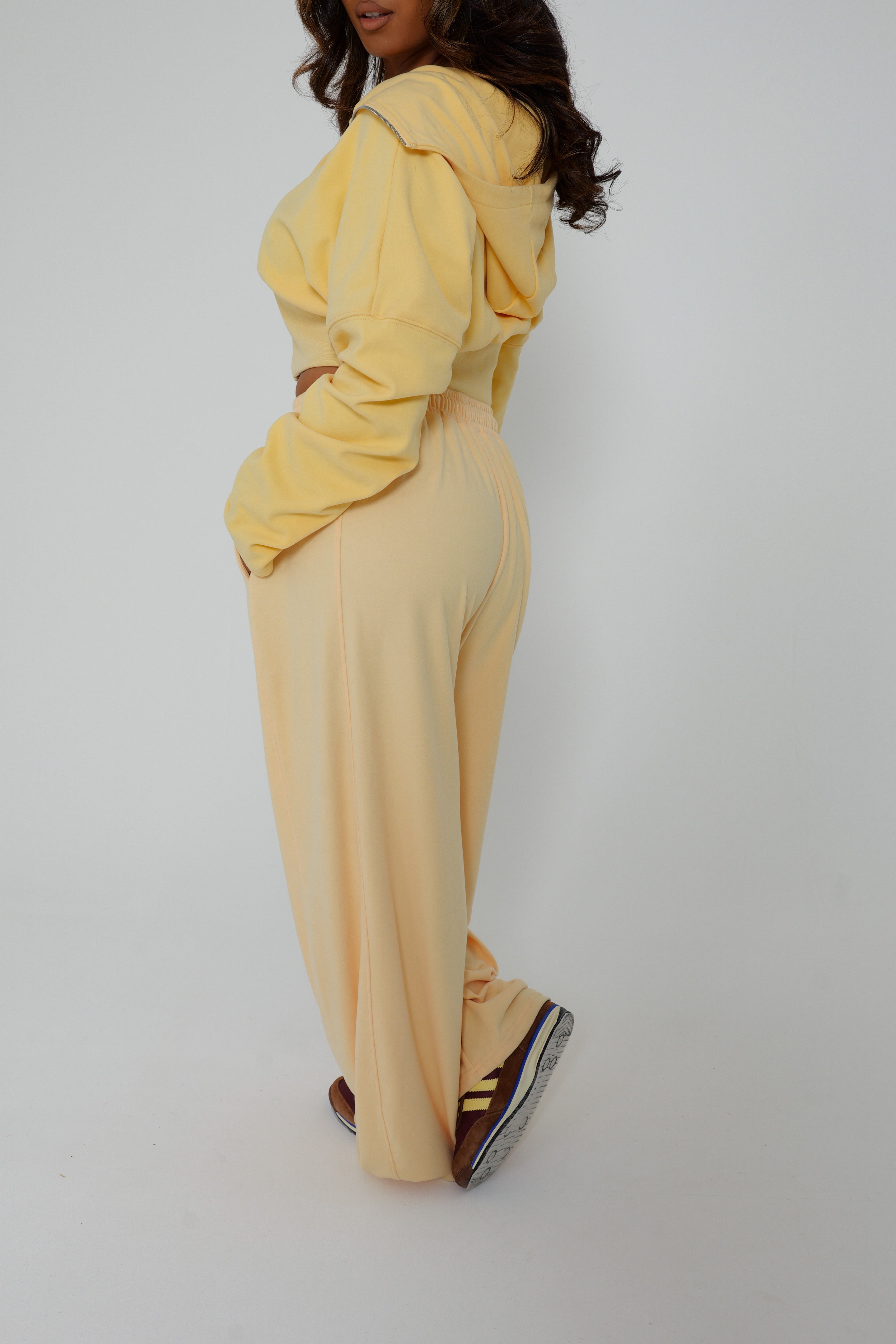 ENSEMBLE BUTTER YELLOW