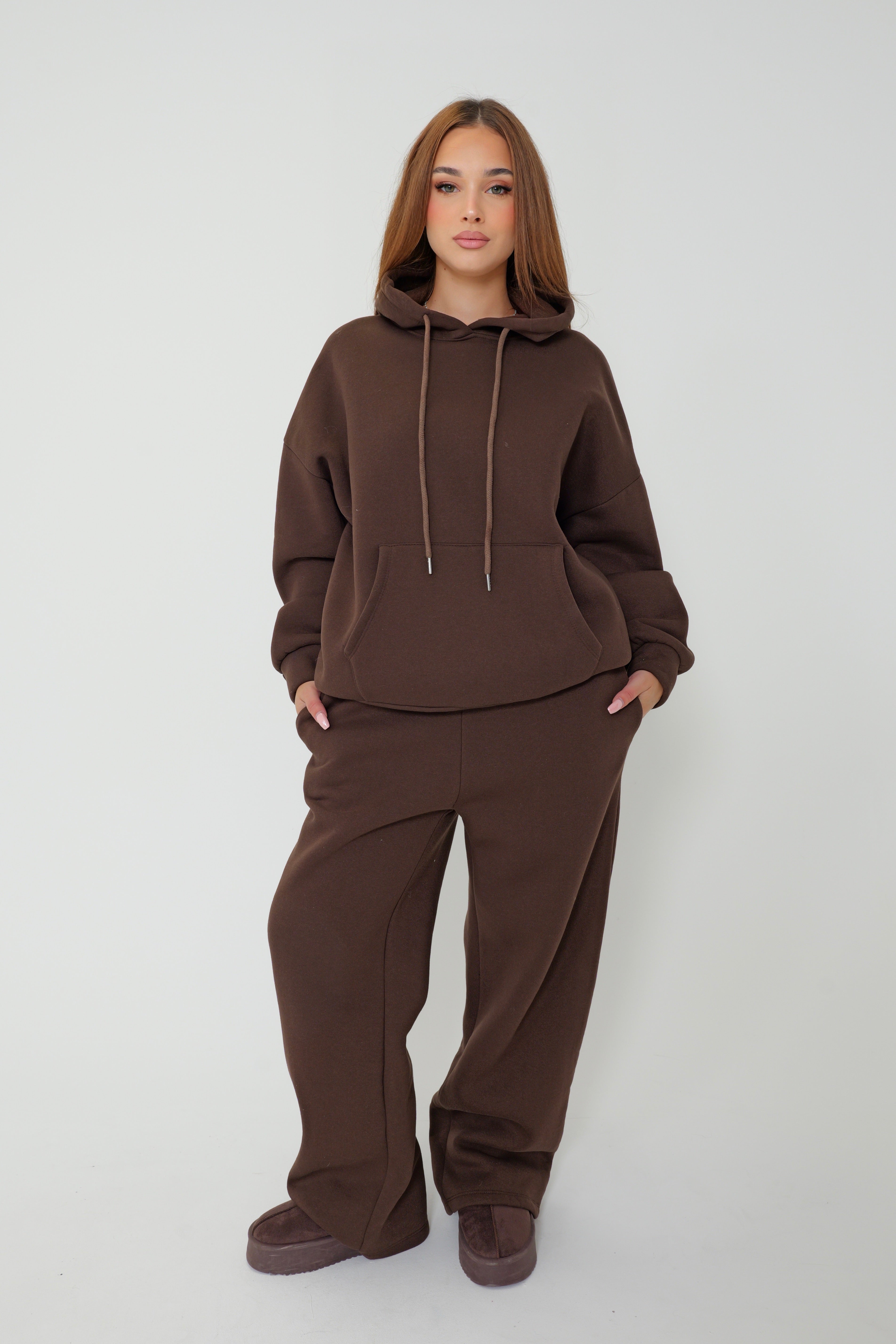 ENSEMBLE JOGGING OVERSIZE À CAPUCHE MOLLETONNÉ