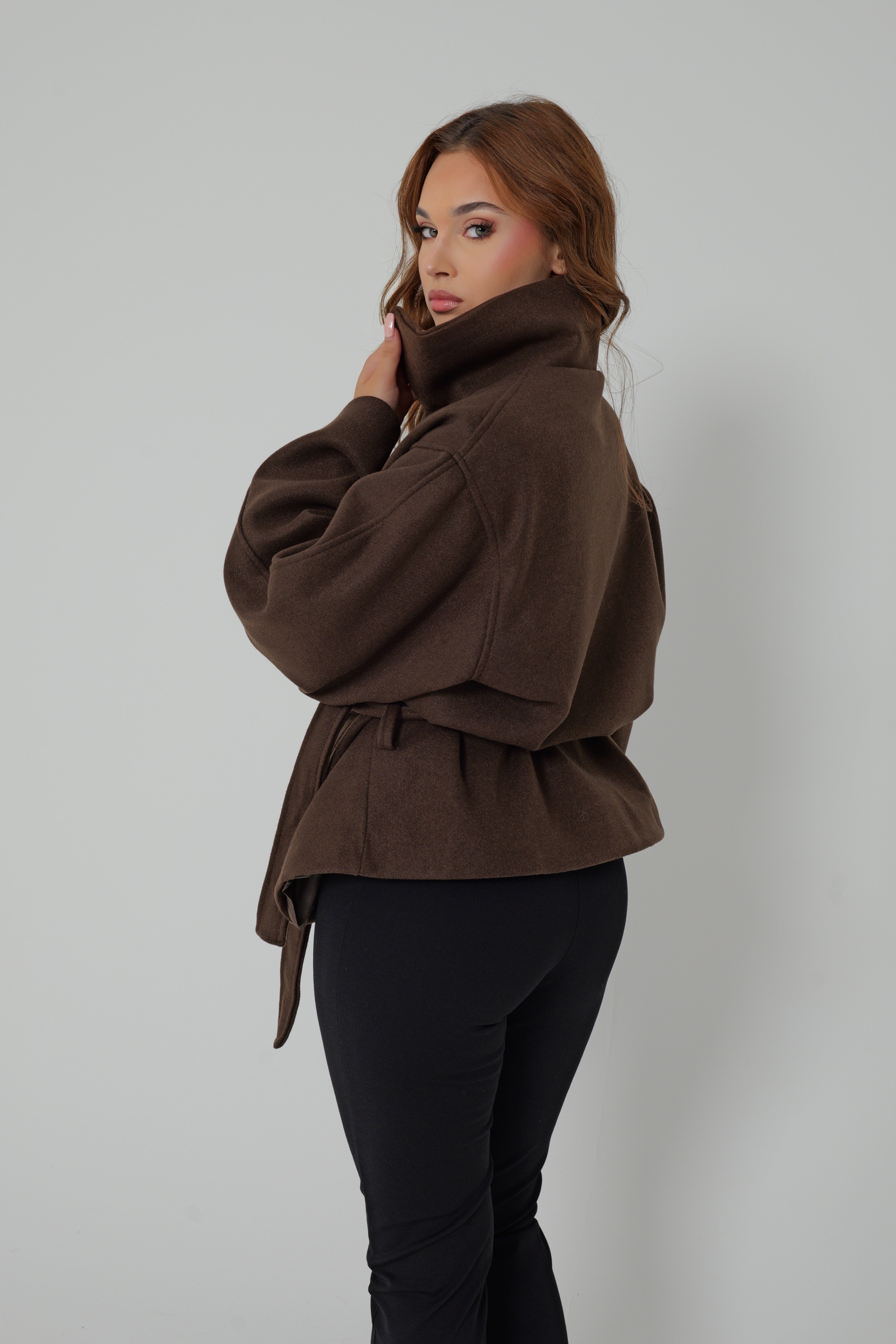 TRENCH HIVERNAL CEINTURÉ