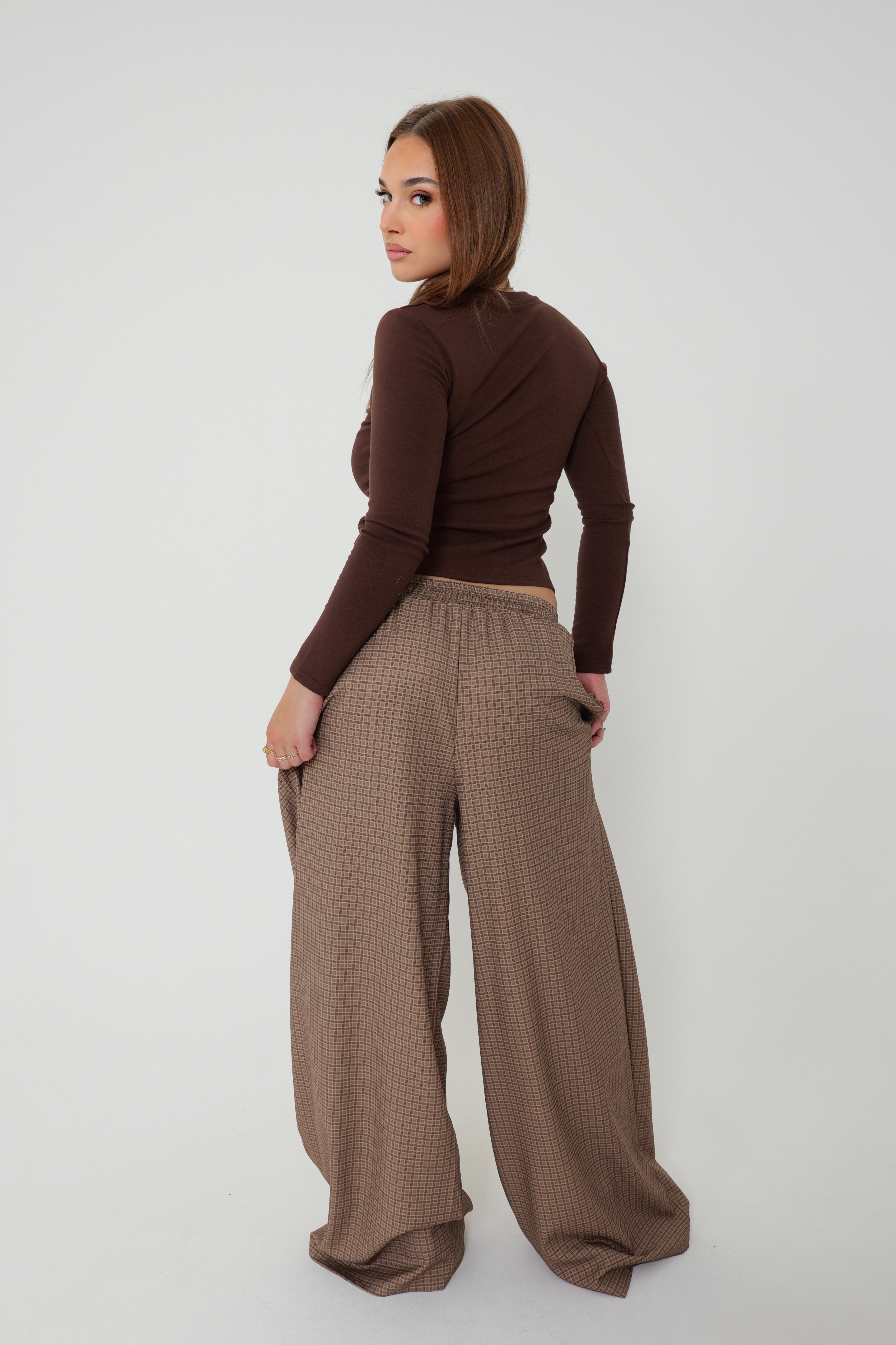 PANTALON WIDE LEG À REVERS- carreaux chocolat